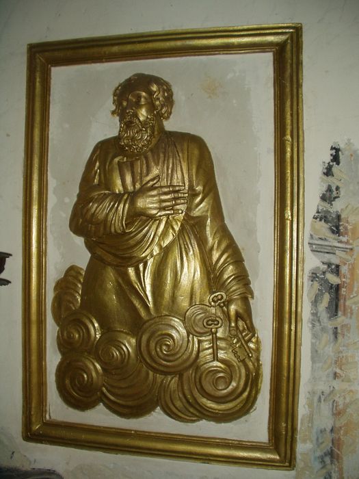 bas-relief : Saint Pierre - © Ministère de la Culture (France), Conservation des antiquités et des objets d’art de la Vienne – Tous droits réservés 
