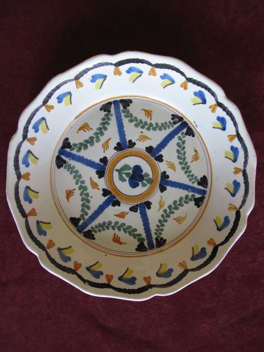 assiette - © Ministère de la Culture (France), Conservation des antiquités et des objets d’art de la Vienne – Tous droits réservés 
