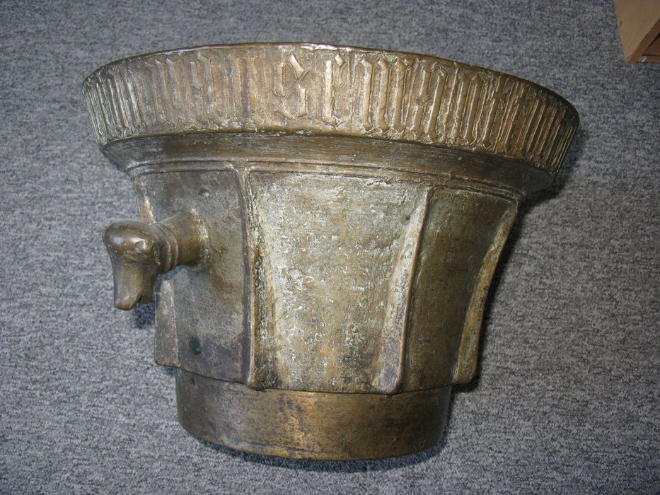 mortier n°1 - © Ministère de la Culture (France), Conservation des antiquités et des objets d’art de la Vienne – Tous droits réservés