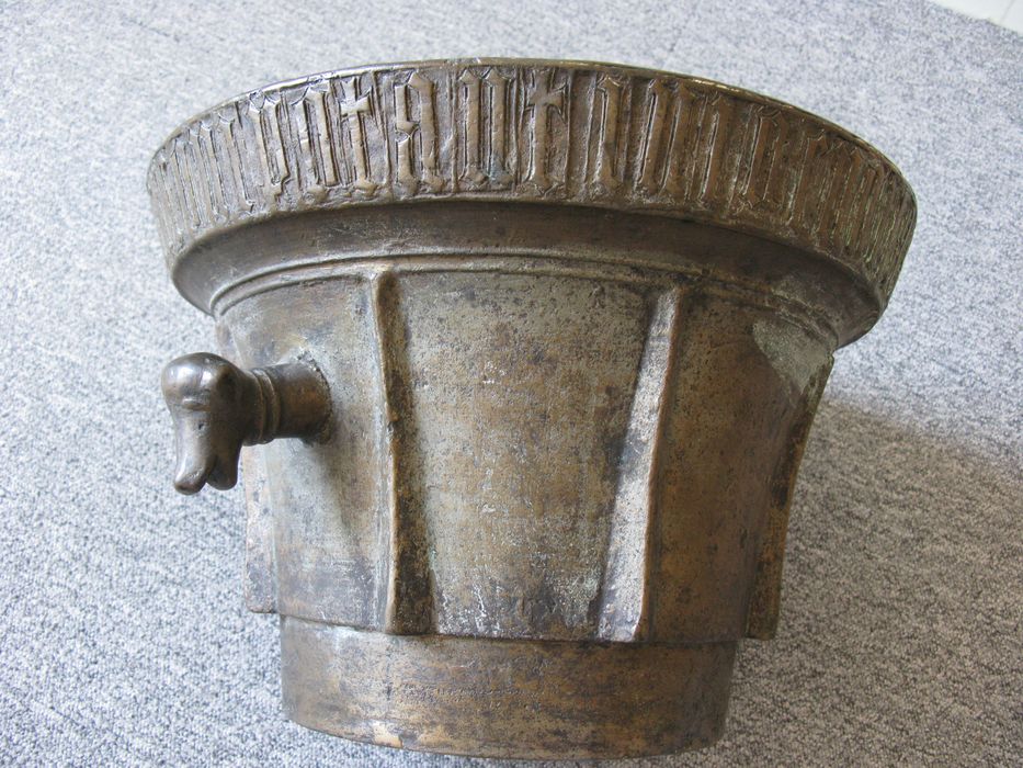 mortier n°1 - © Ministère de la Culture (France), Conservation des antiquités et des objets d’art de la Vienne – Tous droits réservés 