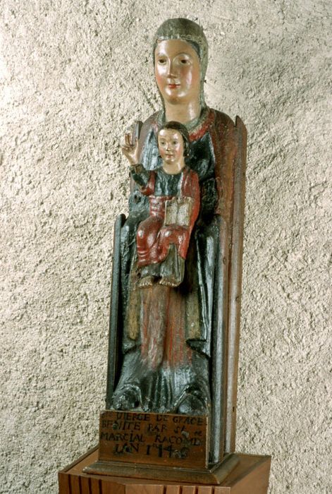 statue : Vierge à l'Enfant - © Ministère de la Culture (France), Conservation des antiquités et des objets d’art de la Vienne – Tous droits réservés 