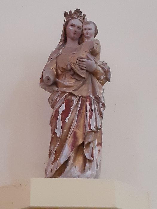 statue : Vierge à l'Enfant