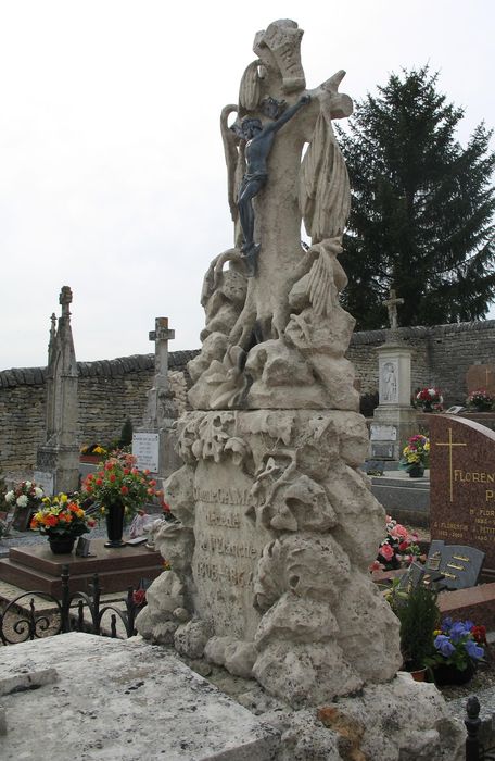 tombeau : caveau de la famille Gamas, vue partielle