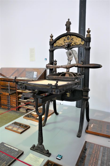 machine à imprimer par typographie (presse typographique manuelle)