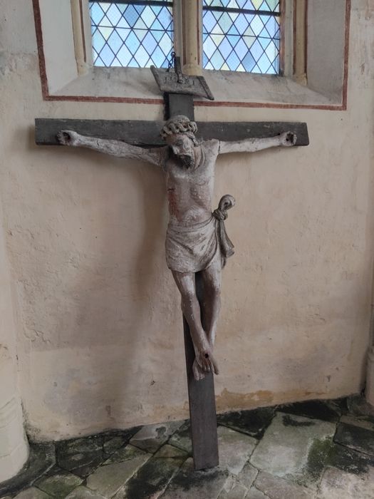 statue : Christ en croix