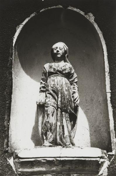 statue : Sainte Mathie