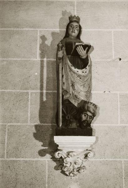statue : Sainte Catherine - © Ministère de la Culture (France), Conservation des antiquités et objets d'art de l'Yonne, tous droits réservés