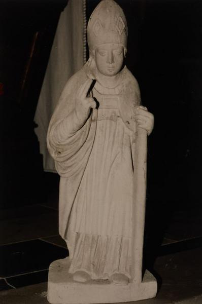 statue : Saint Edme - © Ministère de la Culture (France), Conservation des antiquités et objets d'art de l'Yonne, tous droits réservés