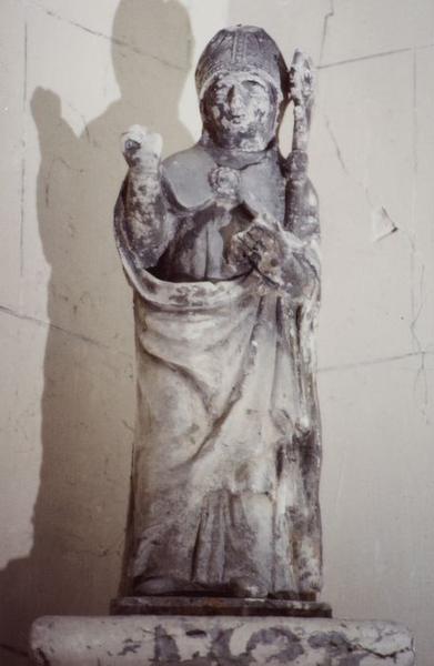 statue : Saint évêque - © Ministère de la Culture (France), Conservation des antiquités et objets d'art de l'Yonne, tous droits réservés
