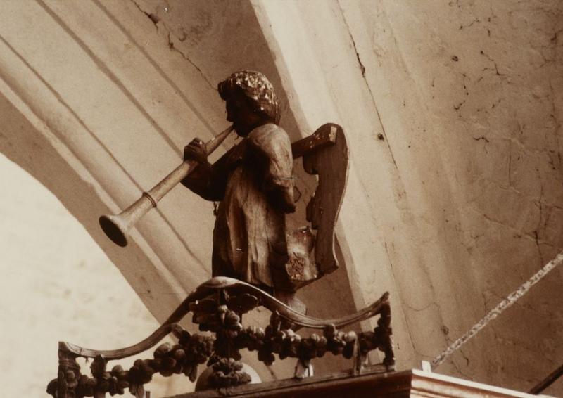 statue : Ange sonneur