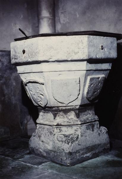 Fonts baptismaux