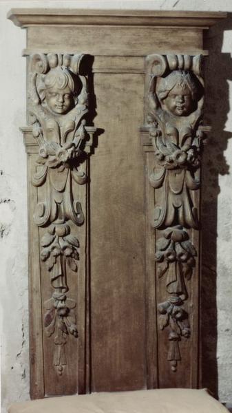 élément de chaire à prêcher (dorsal) - © Ministère de la Culture (France), Conservation des antiquités et objets d'art de l'Yonne, tous droits réservés