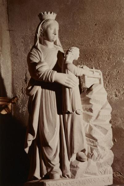 groupe sculpté : Notre-Dame de Montserra