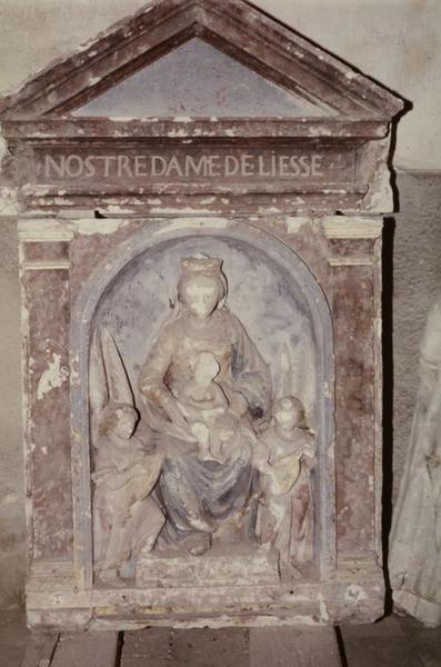 bas-relief : Notre-Dame de Liesse - © Ministère de la Culture (France), Conservation des antiquités et objets d'art de l'Yonne, tous droits réservés