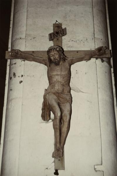 statue : Christ en croix - © Ministère de la Culture (France), Conservation des antiquités et objets d'art de l'Yonne, tous droits réservés