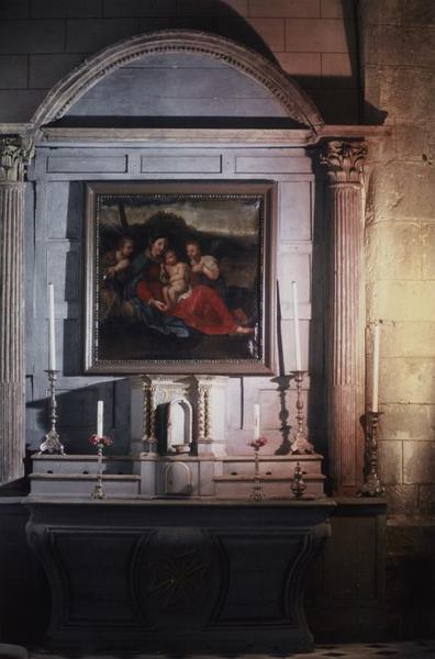 autel ; retable ; tableau ; tabernacle : Vierge à l'enfant entourée de deux anges - © Ministère de la Culture (France), Conservation des antiquités et objets d'art de l'Yonne, tous droits réservés