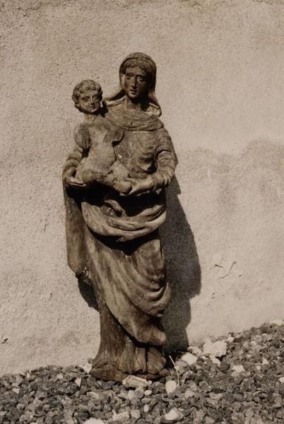 statue : Vierge à l'enfant - © Ministère de la Culture (France), Conservation des antiquités et objets d'art de l'Yonne, tous droits réservés