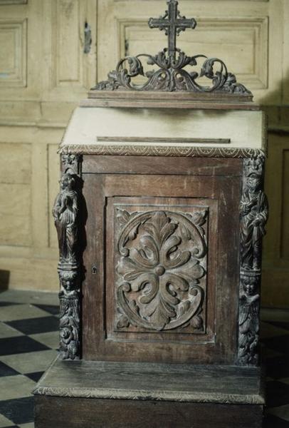 prie-Dieu - © Ministère de la Culture (France), Conservation des antiquités et objets d'art de l'Yonne, tous droits réservés