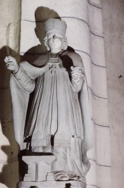 statue : Saint Eloi - © Ministère de la Culture (France), Conservation des antiquités et objets d'art de l'Yonne, tous droits réservés