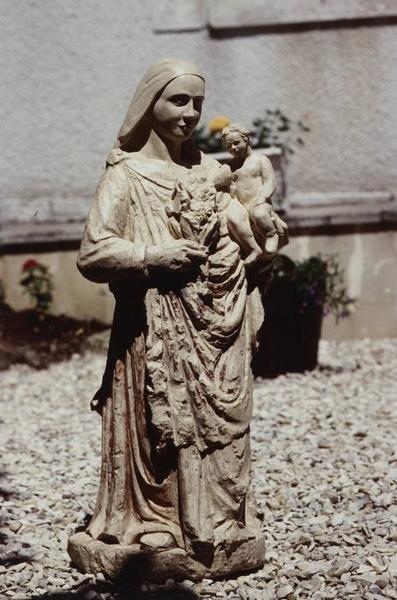 statue : Vierge à l'Enfant - © Ministère de la Culture (France), Conservation des antiquités et objets d'art de l'Yonne, tous droits réservés