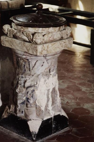 bénitier - © Ministère de la Culture (France), Conservation des antiquités et objets d'art de l'Yonne, tous droits réservés