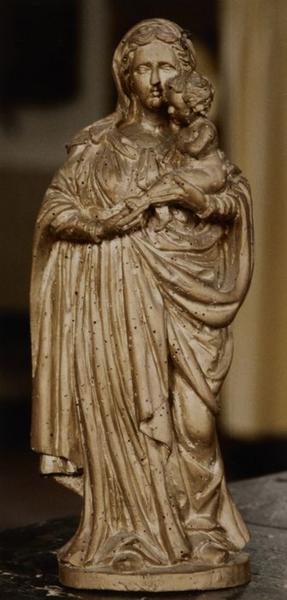 statue (statuette) : Vierge à l'Enfant - © Ministère de la Culture (France), Conservation des antiquités et objets d'art de l'Yonne, tous droits réservés