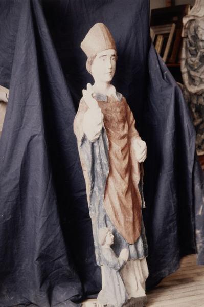 statue : Saint évêque - © Ministère de la Culture (France), Conservation des antiquités et objets d'art de l'Yonne, tous droits réservés