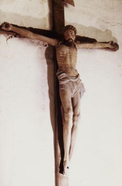 statue : Christ en croix - © Ministère de la Culture (France), Conservation des antiquités et objets d'art de l'Yonne, tous droits réservés