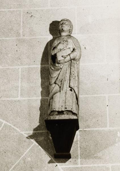 statue : Saint Jean