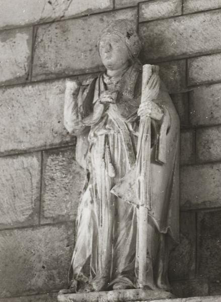 statue : Saint Claude