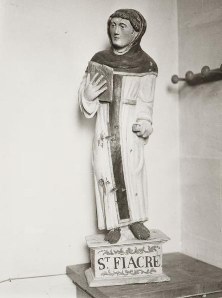 statue : Saint Fiacre - © Ministère de la Culture (France), Conservation des antiquités et objets d'art de l'Yonne, tous droits réservés