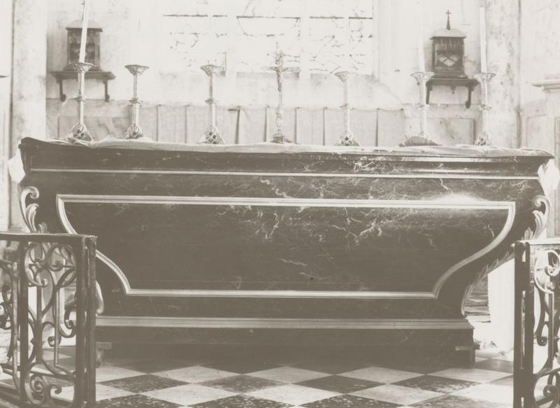 autel (maître-autel) - © Ministère de la Culture (France), Conservation des antiquités et objets d'art de l'Yonne, tous droits réservés