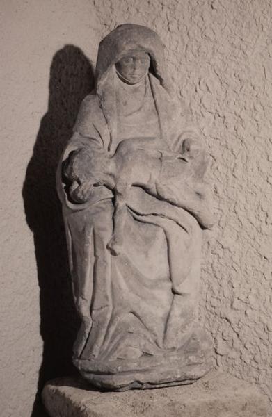 statue : Pietà