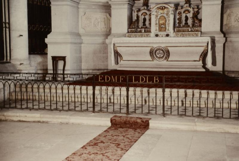 Clôture d'autel (table de communion)