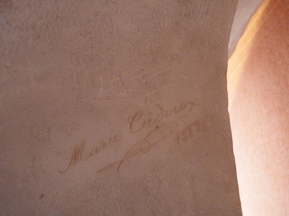 Buste d'Alexandre Dethou, détail de la signature