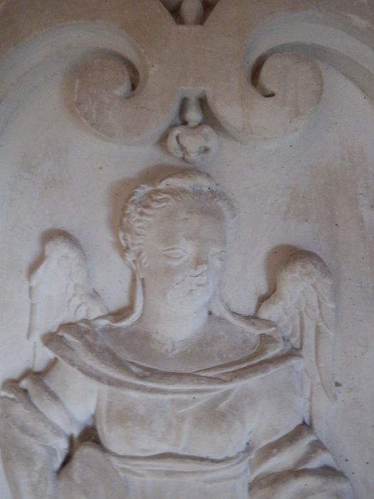 relief : la Force, détail