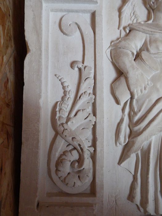 relief : la Force, détail