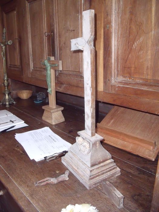 statue : Crucifix