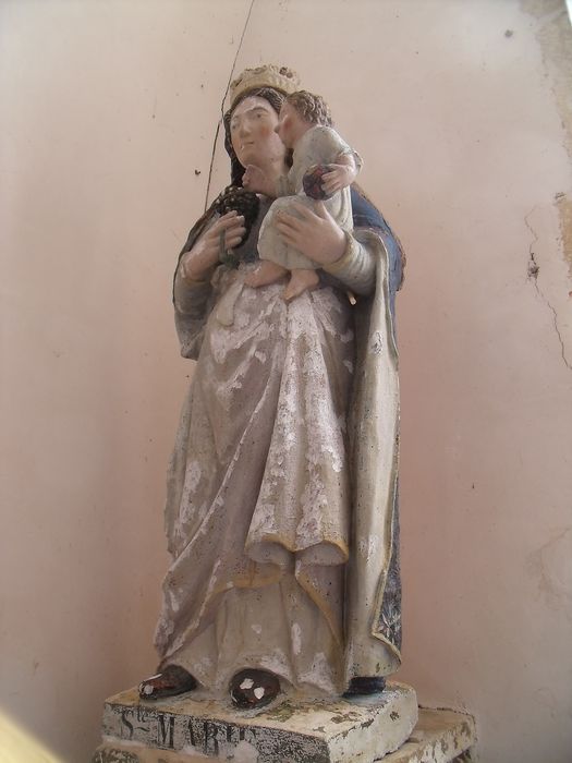 statue : Vierge à l'Enfant
