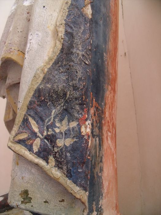 statue : Vierge à l'Enfant, détail