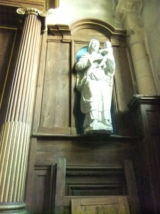 Statue : Vierge à l'Enfant