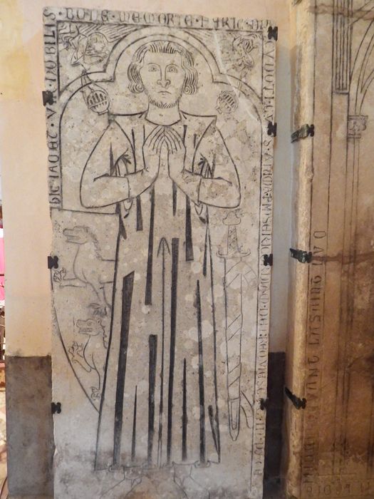 dalle funéraire de Ferry de Cudot - © Ministère de la Culture (France), Conservation des antiquités et des objets d’art de l'Yonne, tous droits réservés