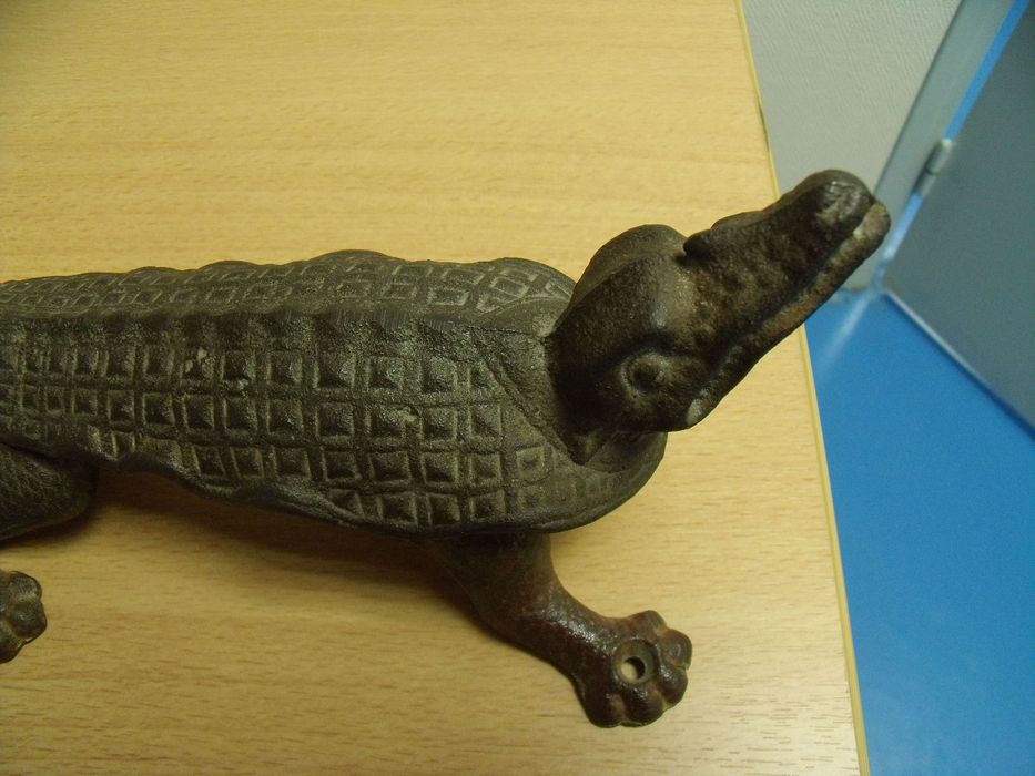 mâche-bouchons de pharmacien, vue partielle - © Ministère de la Culture (France), Conservation des antiquités et des objets d'art de l'Yonne – Tous droits réservés