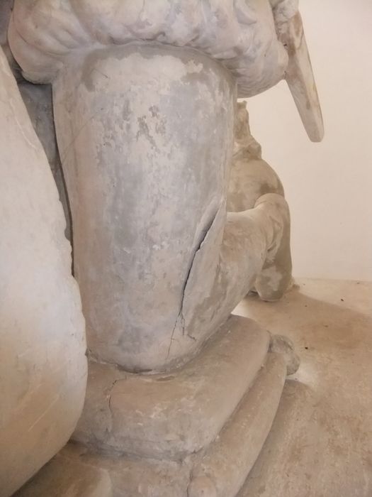 tombeau de Louis de Chastellux, gouverneur de Marsal et de Metz, détail - © Ministère de la Culture (France), Conservation des antiquités et des objets d'art de l'Yonne – Tous droits réservés