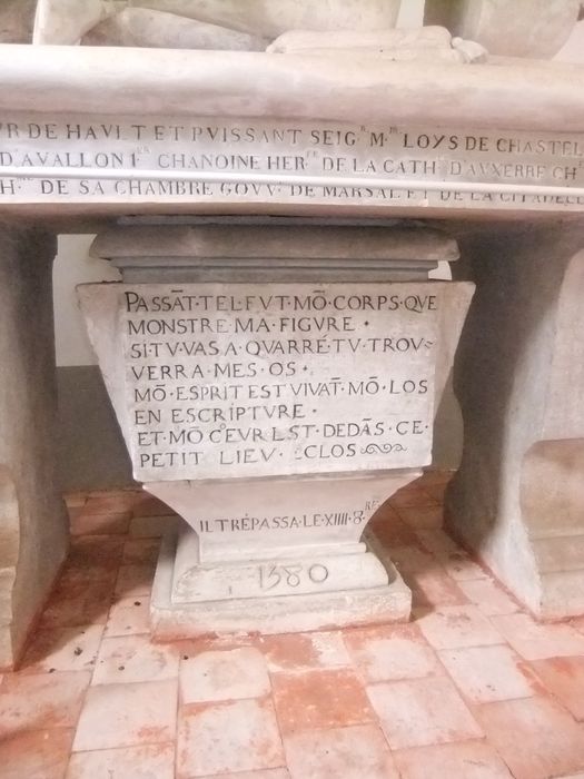 tombeau de Louis de Chastellux, gouverneur de Marsal et de Metz, détail - © Ministère de la Culture (France), Conservation des antiquités et des objets d'art de l'Yonne – Tous droits réservés