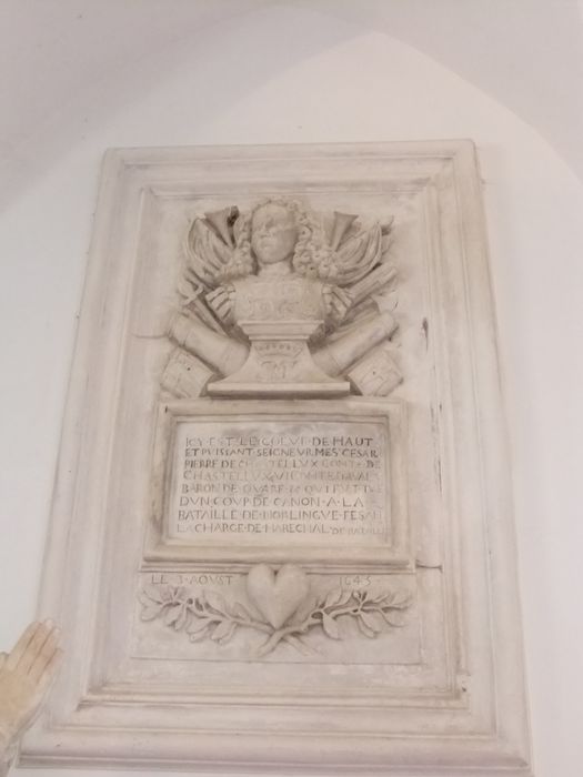 tombeau du coeur de César-Pierre de Chastellux, maréchal de France - © Ministère de la Culture (France), Conservation des antiquités et des objets d'art de l'Yonne – Tous droits réservés