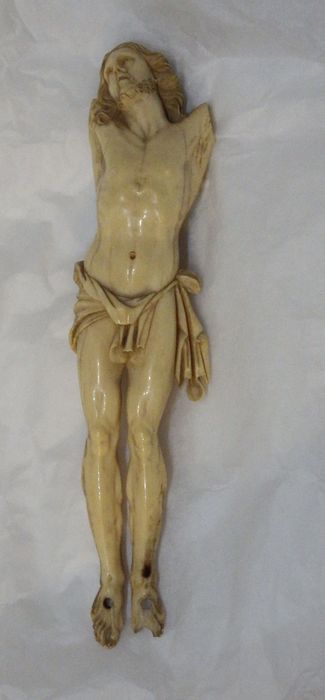 Statue (crucifix) : Christ en croix