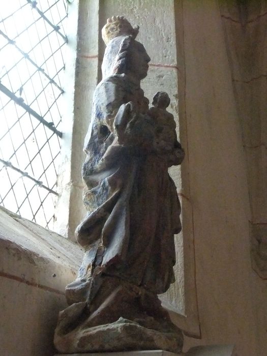 statue : Vierge à l'enfant