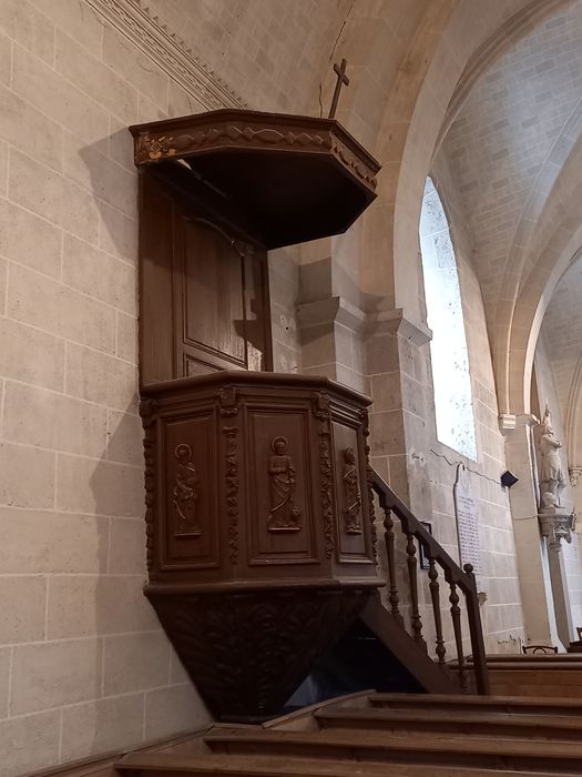 chaire à prêcher - © Ministère de la Culture (France), Conservation des antiquités et des objets d’art de l'Yonne – Tous droits réservés