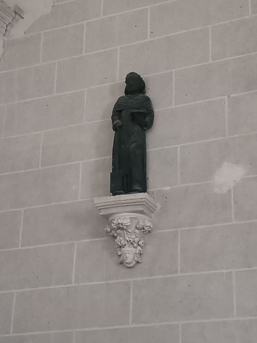 statue : Saint Fiacre - © Ministère de la Culture (France), Conservation des antiquités et des objets d’art de l'Yonne – Tous droits réservés